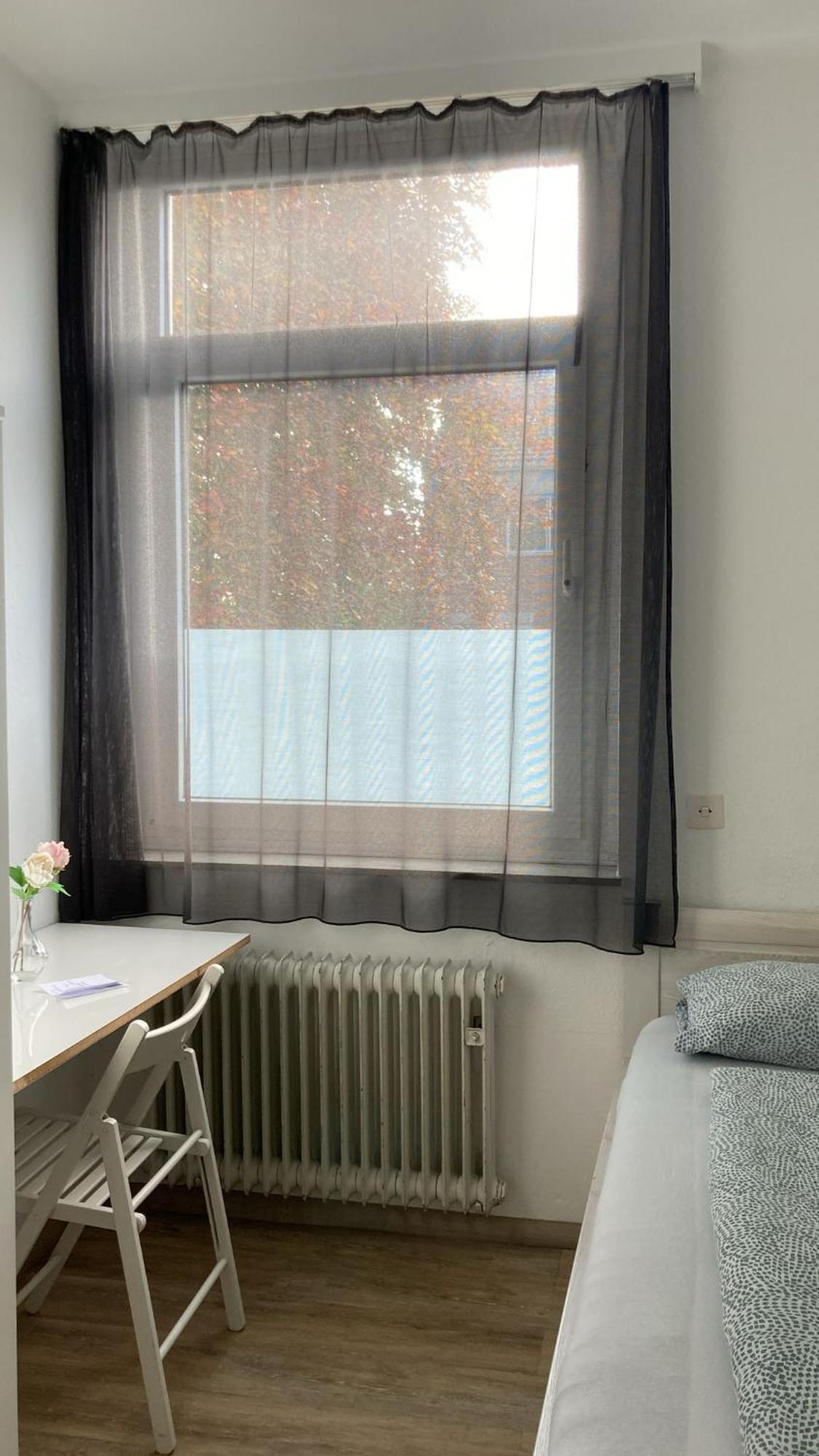 Pension Highway 3 Bielefeld Buitenkant foto