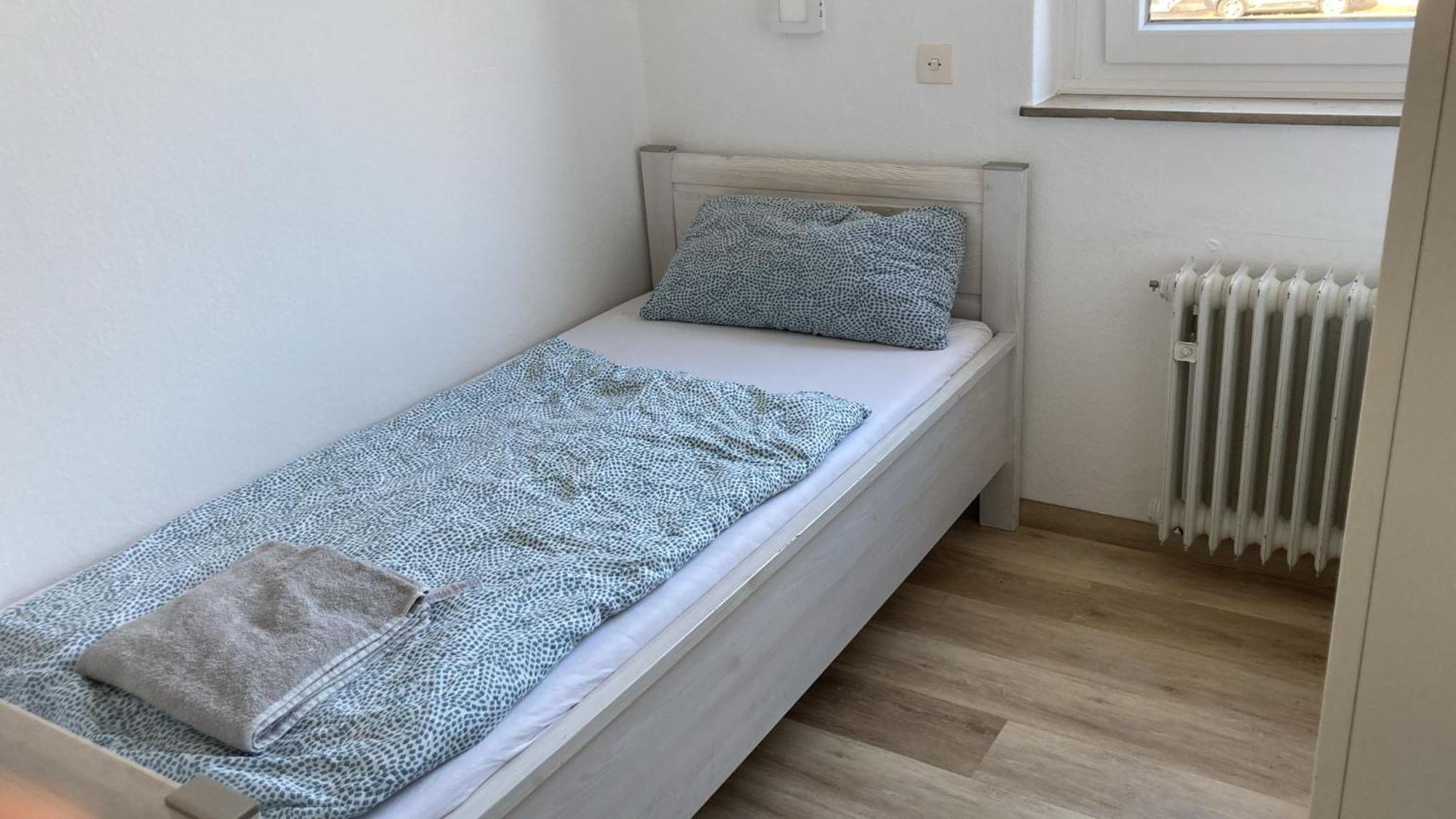 Pension Highway 3 Bielefeld Buitenkant foto